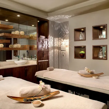 ホテル Tiara Miramar 5*