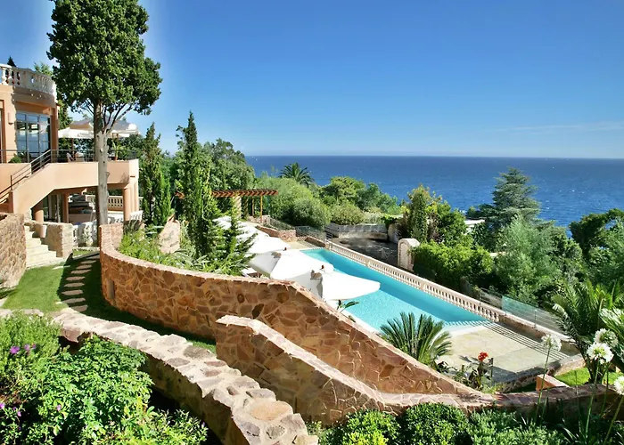 Tiara Miramar Hotel 5*