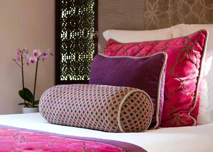 Tiara Miramar 5* تيول سور مير