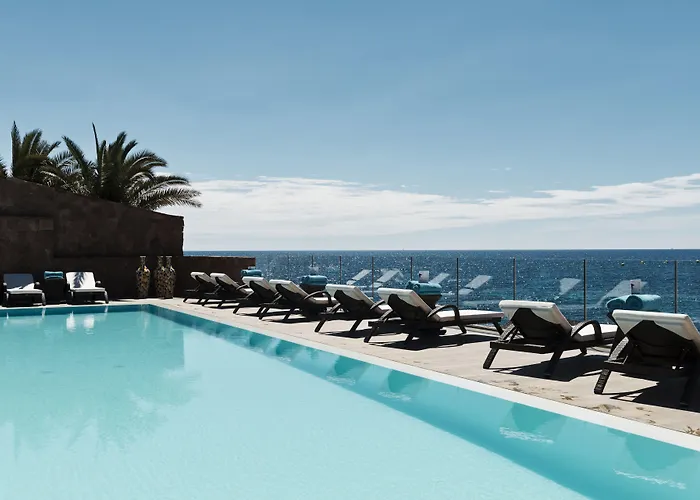 Hotel Tiara Miramar 5*