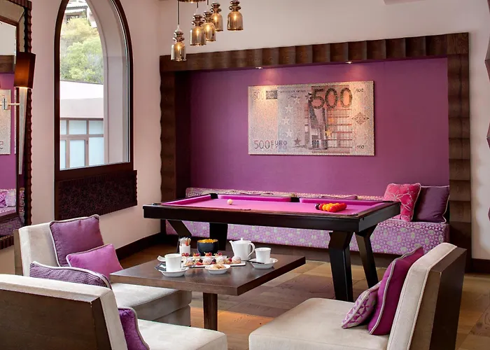 Отель Tiara Miramar 5*